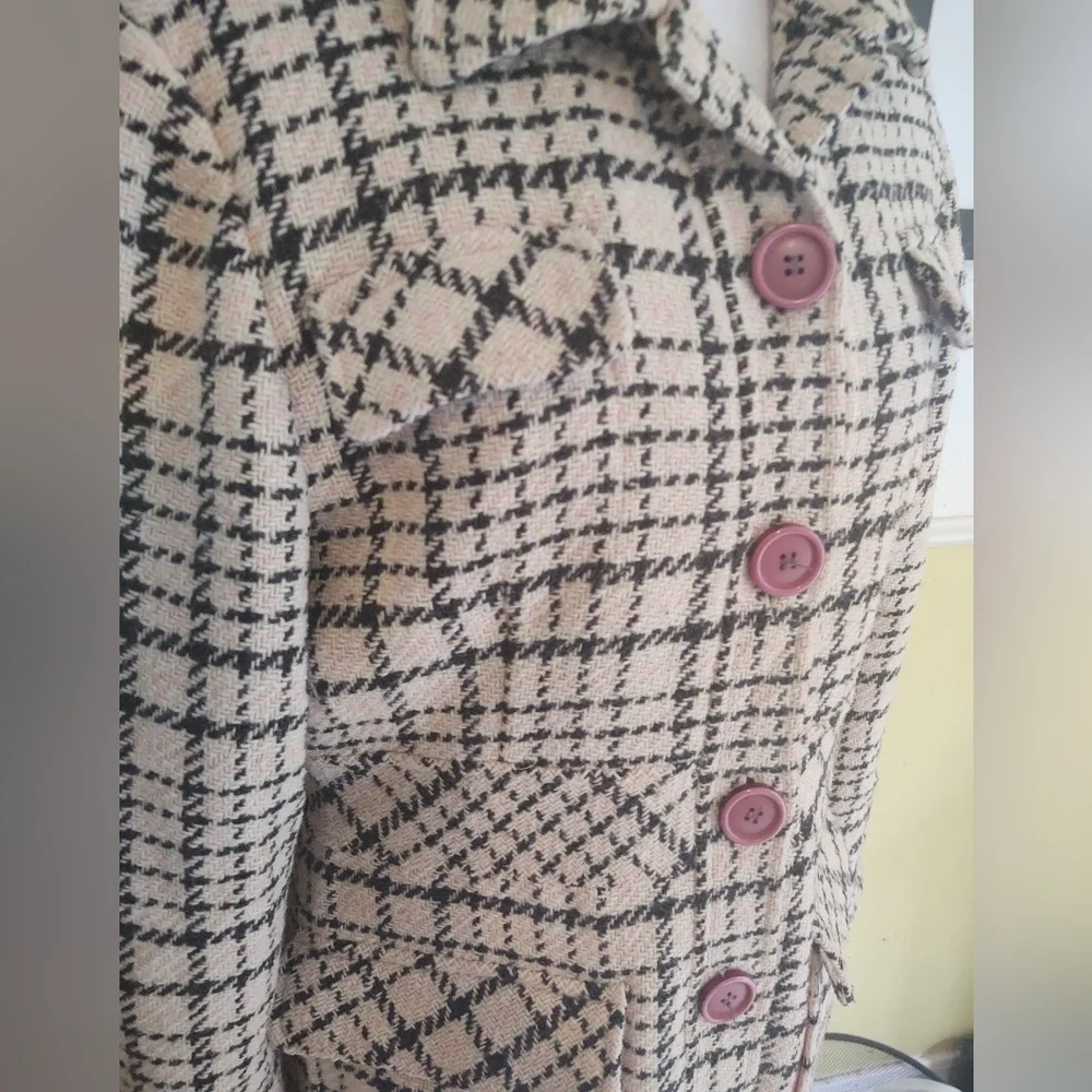 STATIC Coat - Picture 2 of 11